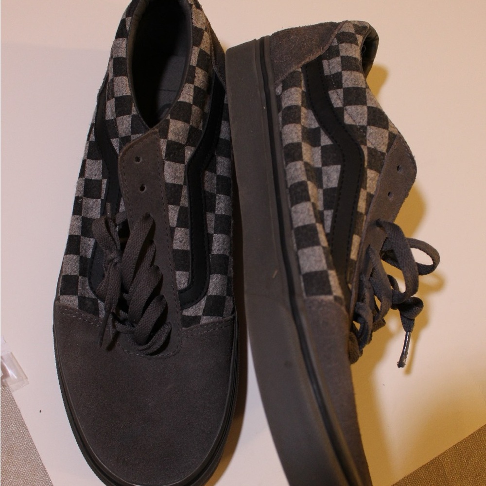 Vans Checkered Sneakers in Gray and Black
